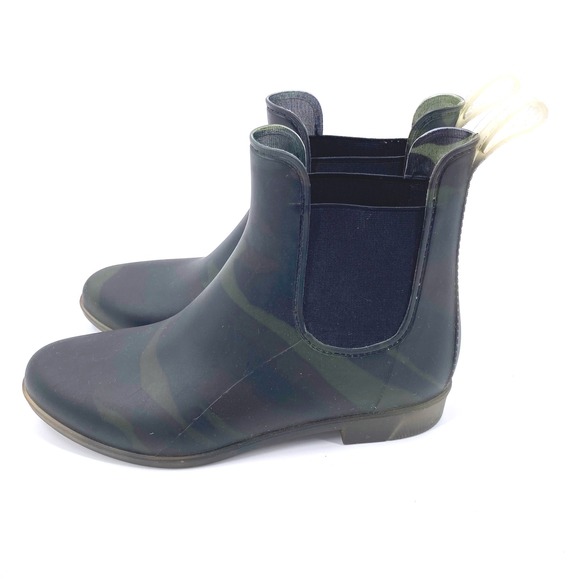 J.Crew Matte Chelsea Rain Boots in Olive Camo Size 8 Waterproof - Picture 2 of 9